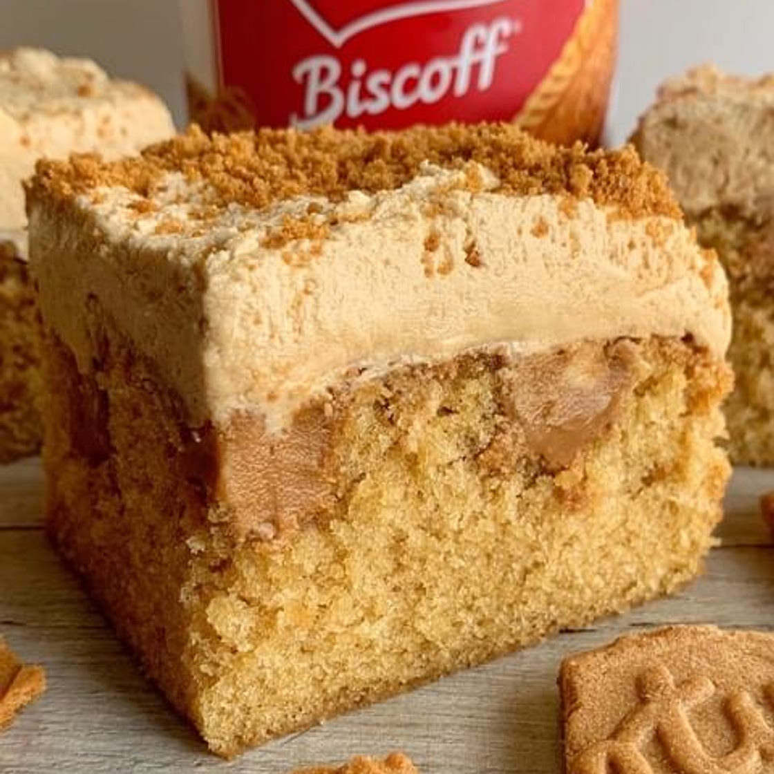 LOTUS BISCOFF POKE CAKE 😍