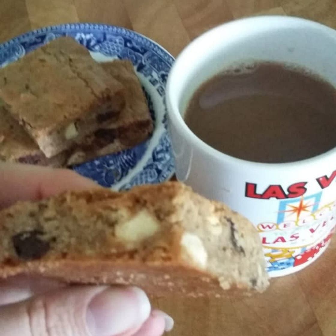 Gooey chocolate Blondies