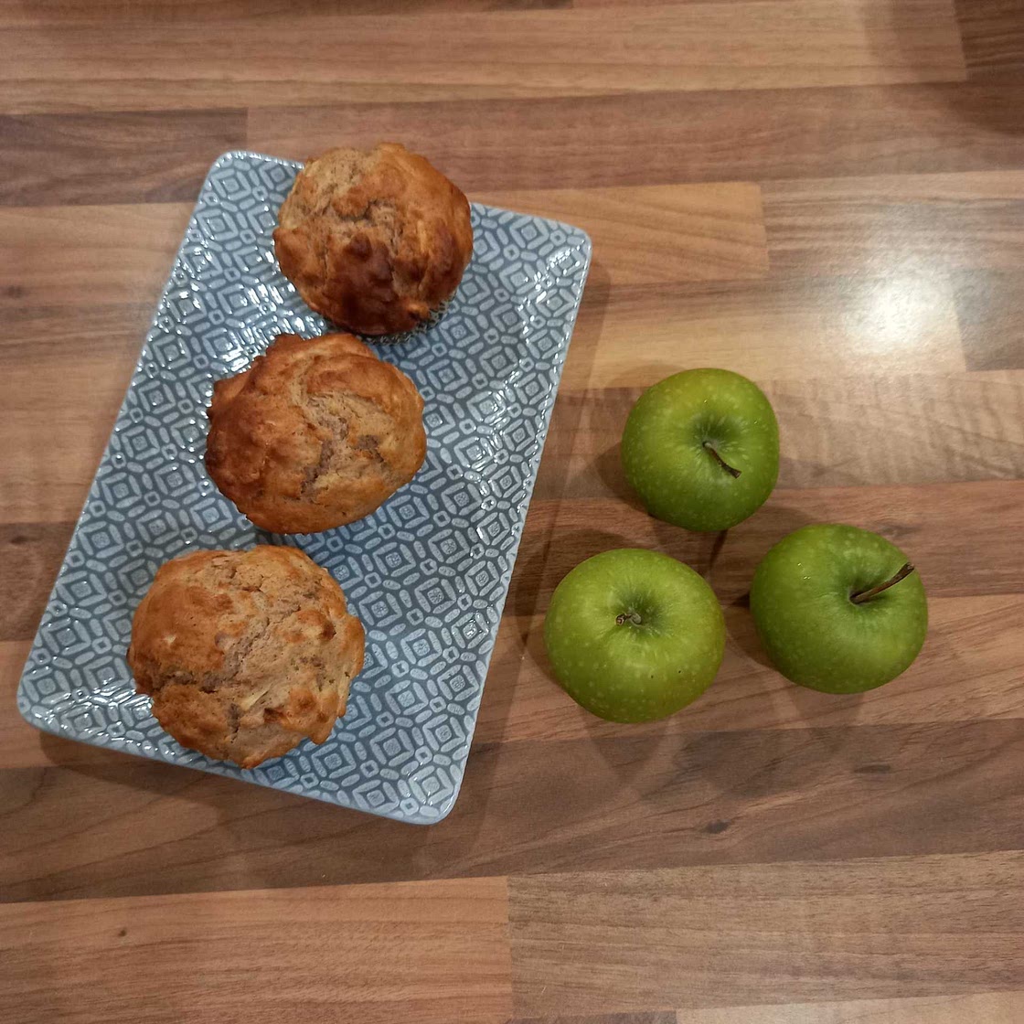 Apple & Cinnamon Muffins