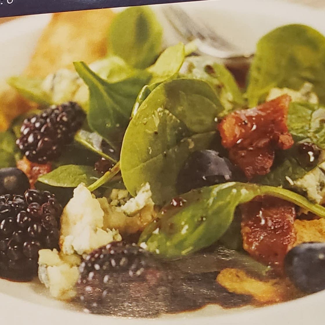 Spinach and Berry Salad