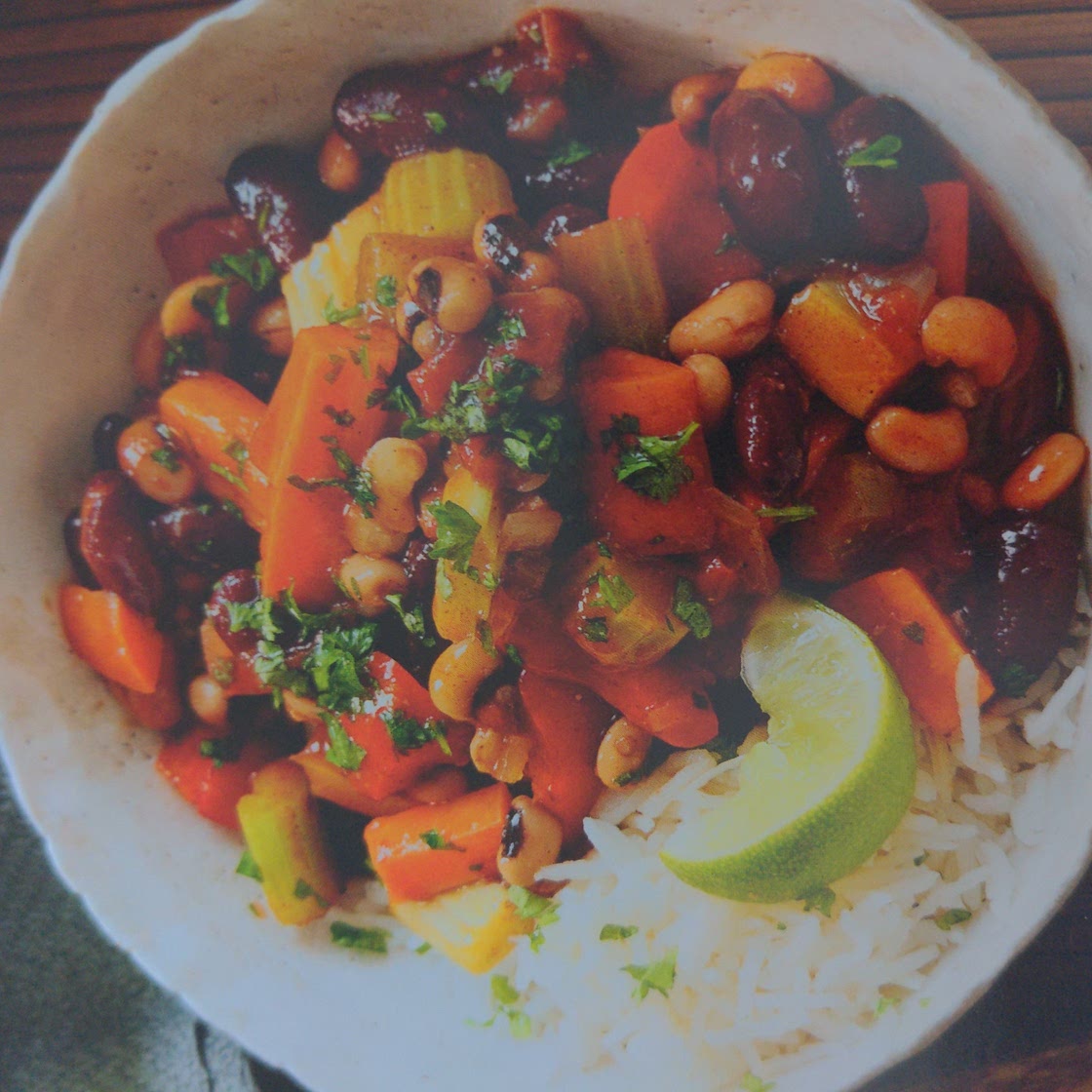 Black-eyed bean and vegetable chilli