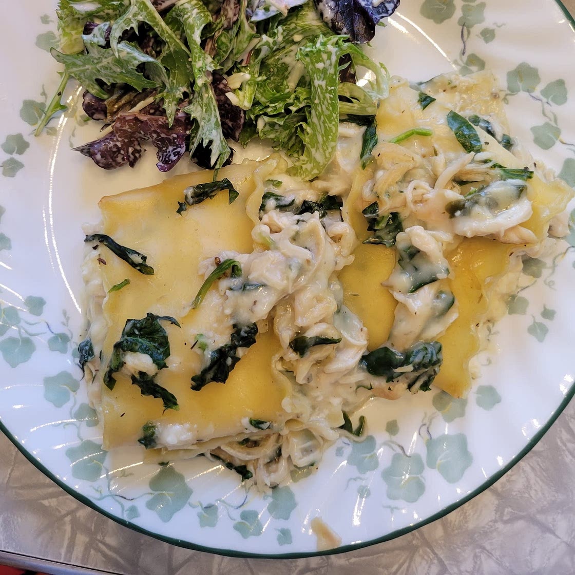 White Chicken and Spinach Lasagna Roll ups