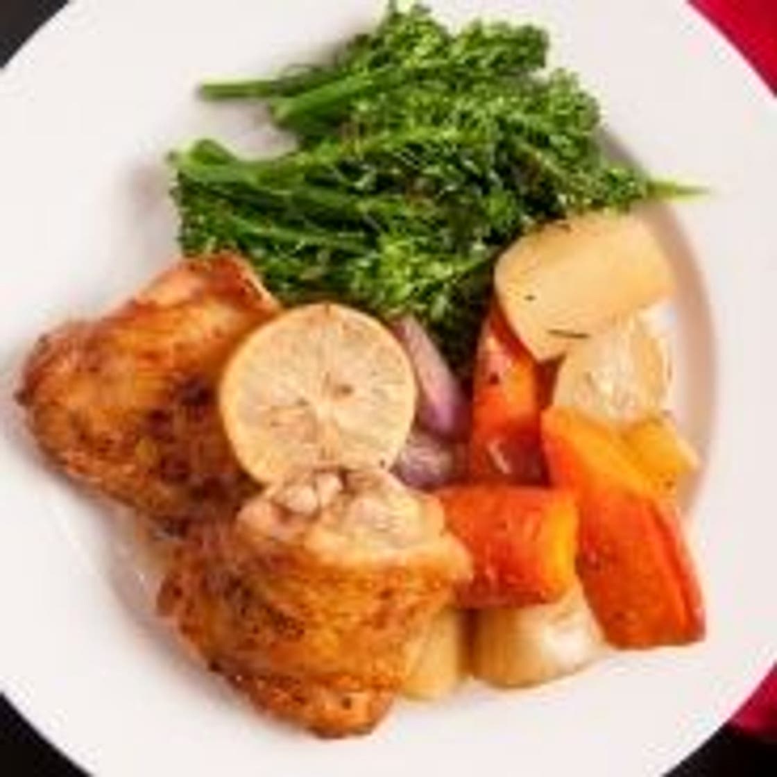 Chicken thighs with spinach and cheese