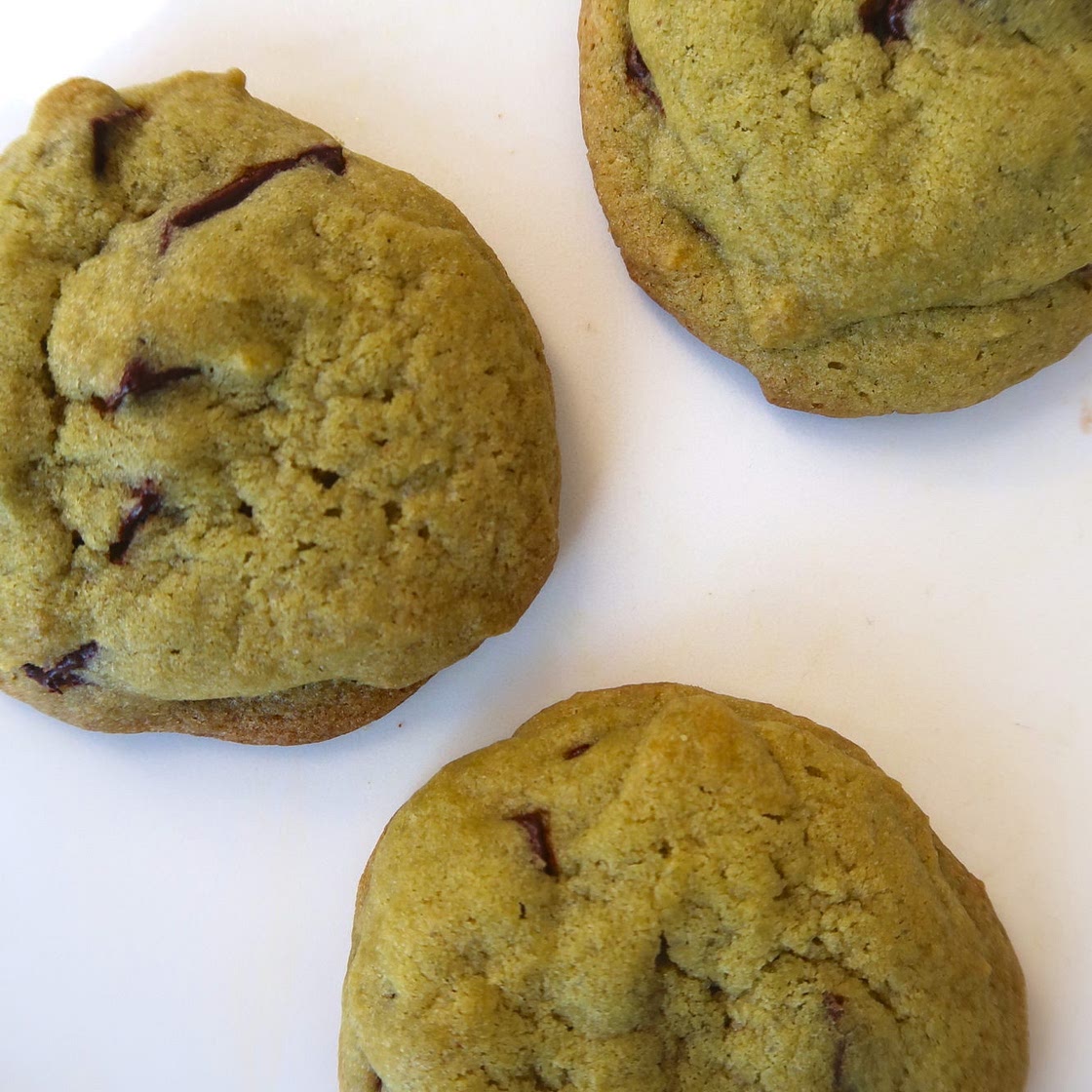 Matcha Chocolate Chip Cookies