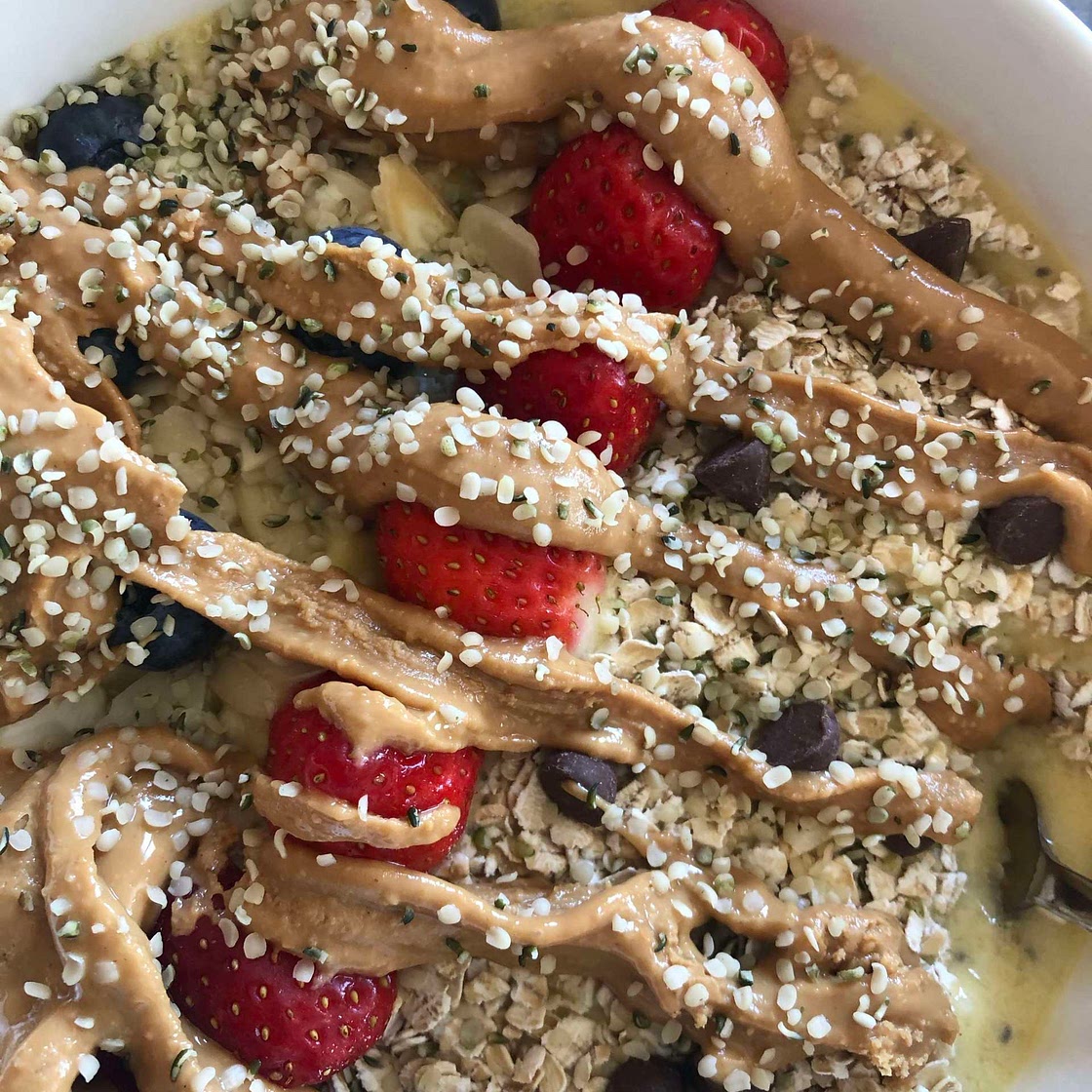 Mango Banana Smoothie Bowl