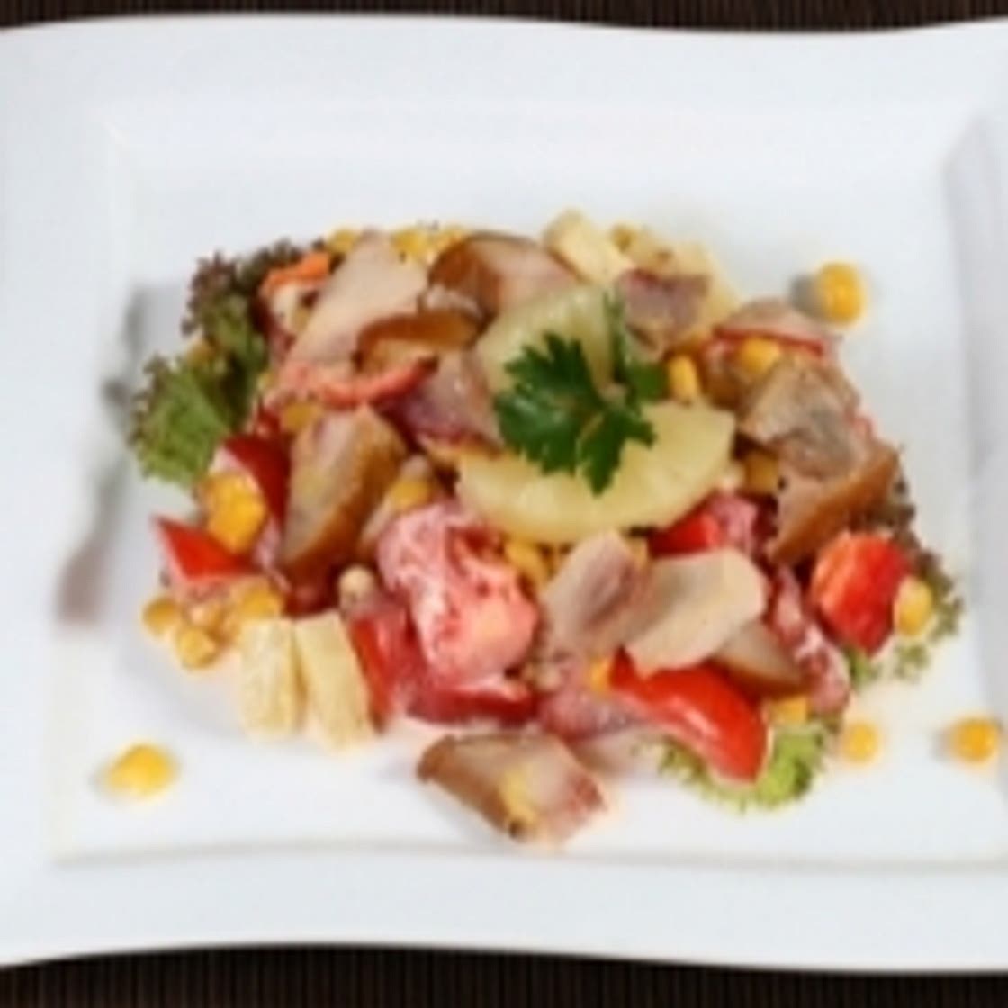 Vegetable salad with pork