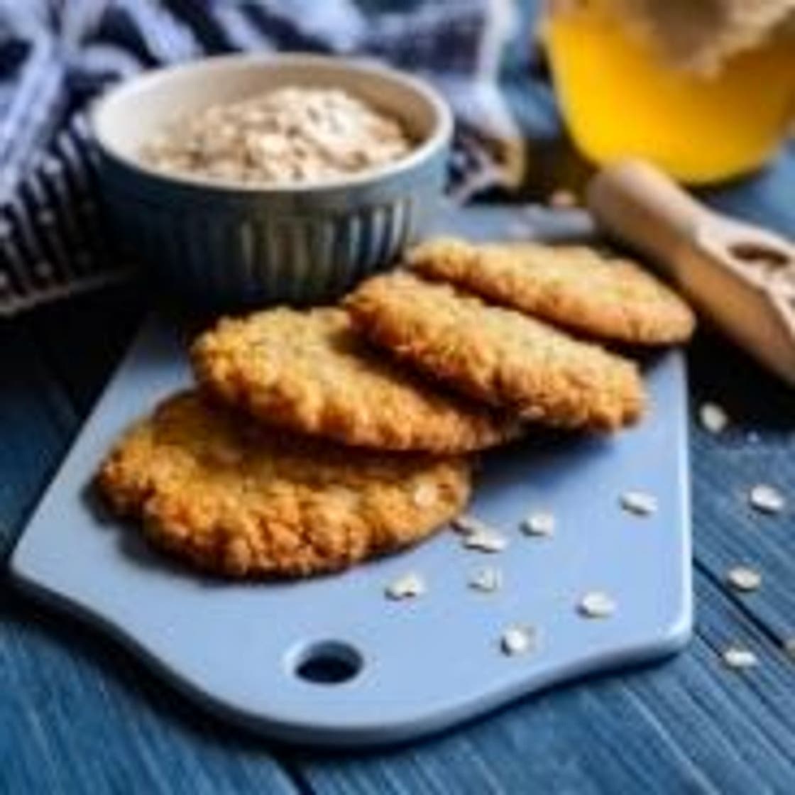 Anzacs Australian oatmeal cookies