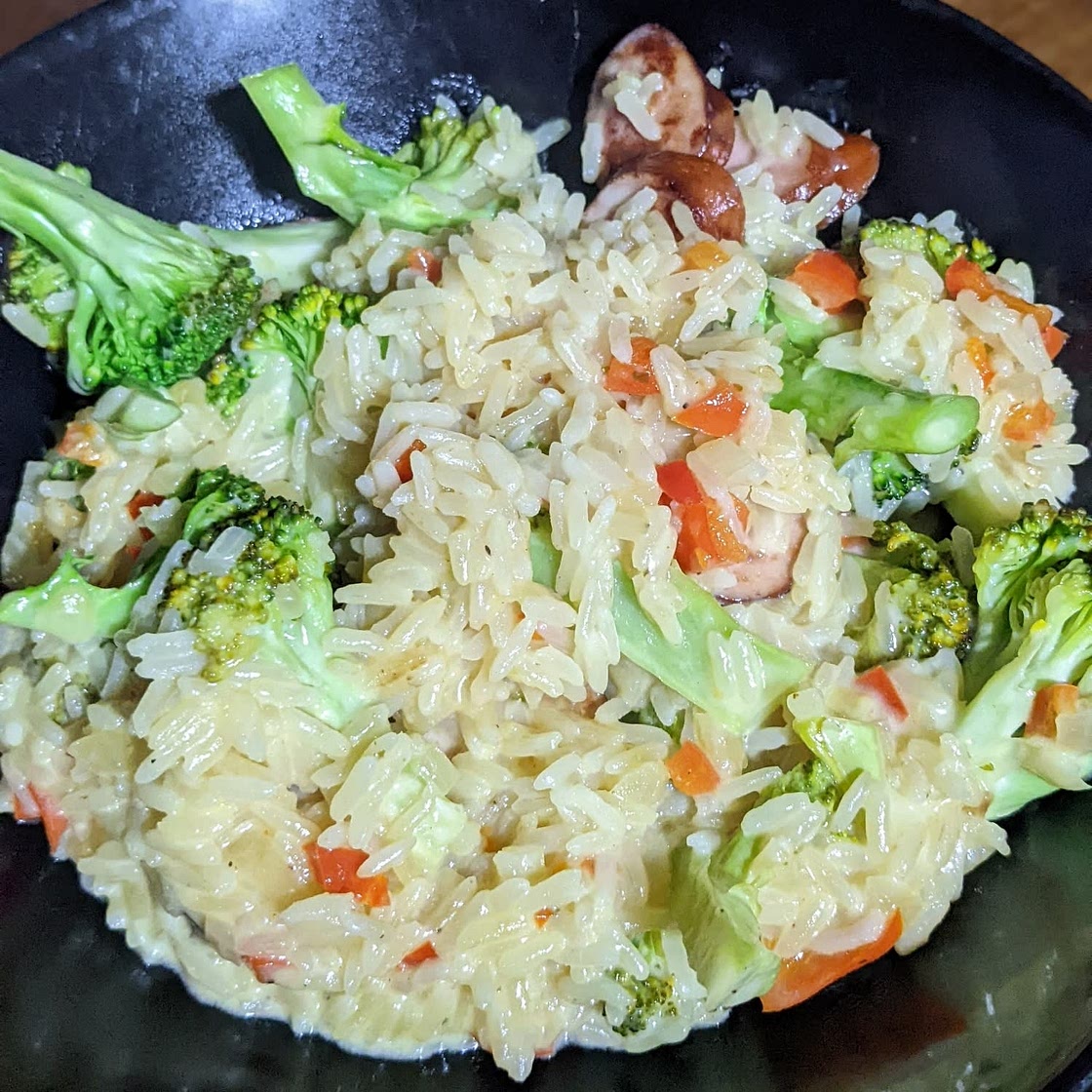 Cheesy Kielbasa, Rice and Broccoli Skillet