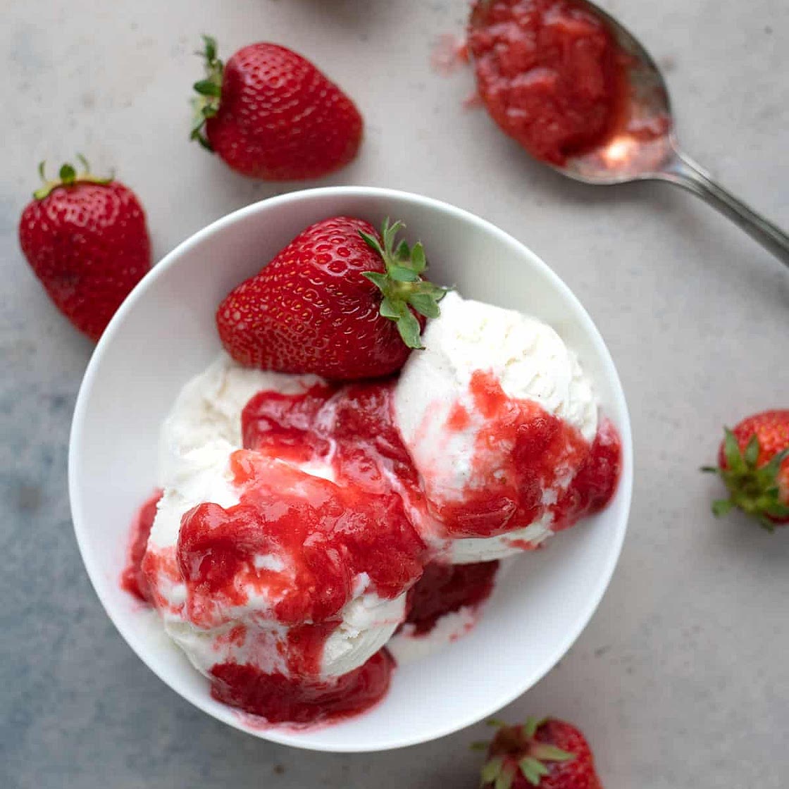 Easy Strawberry Rhubarb Sauce Recipe
