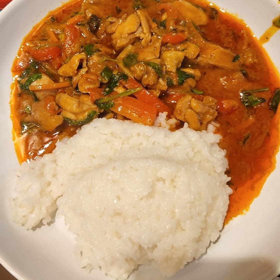 Easy Thai Red Curry Chicken {One Pot, 30-Minute Meal}