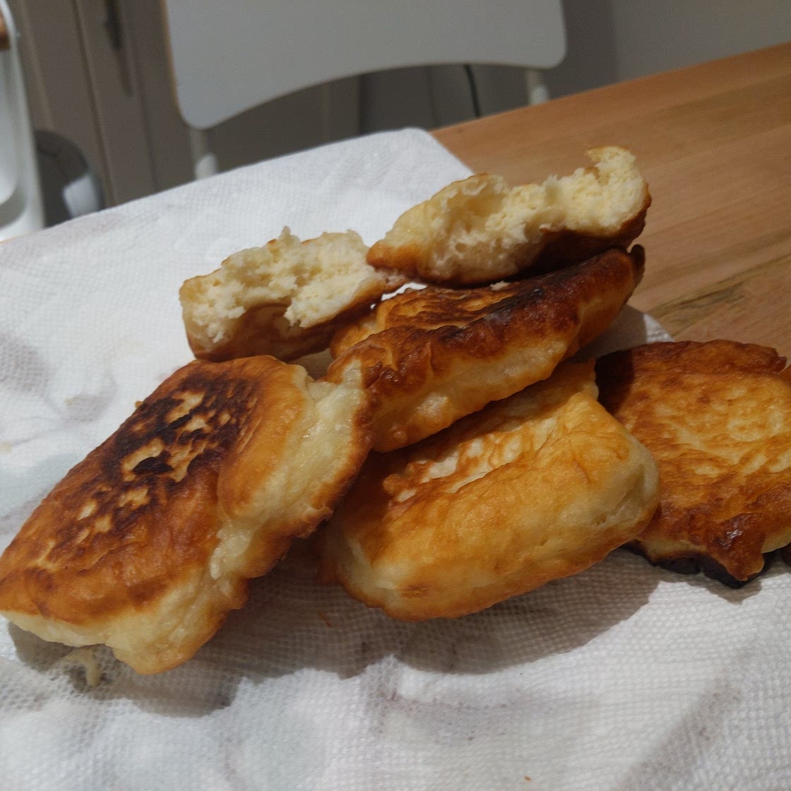 Slavic kefir based fritters, oladky