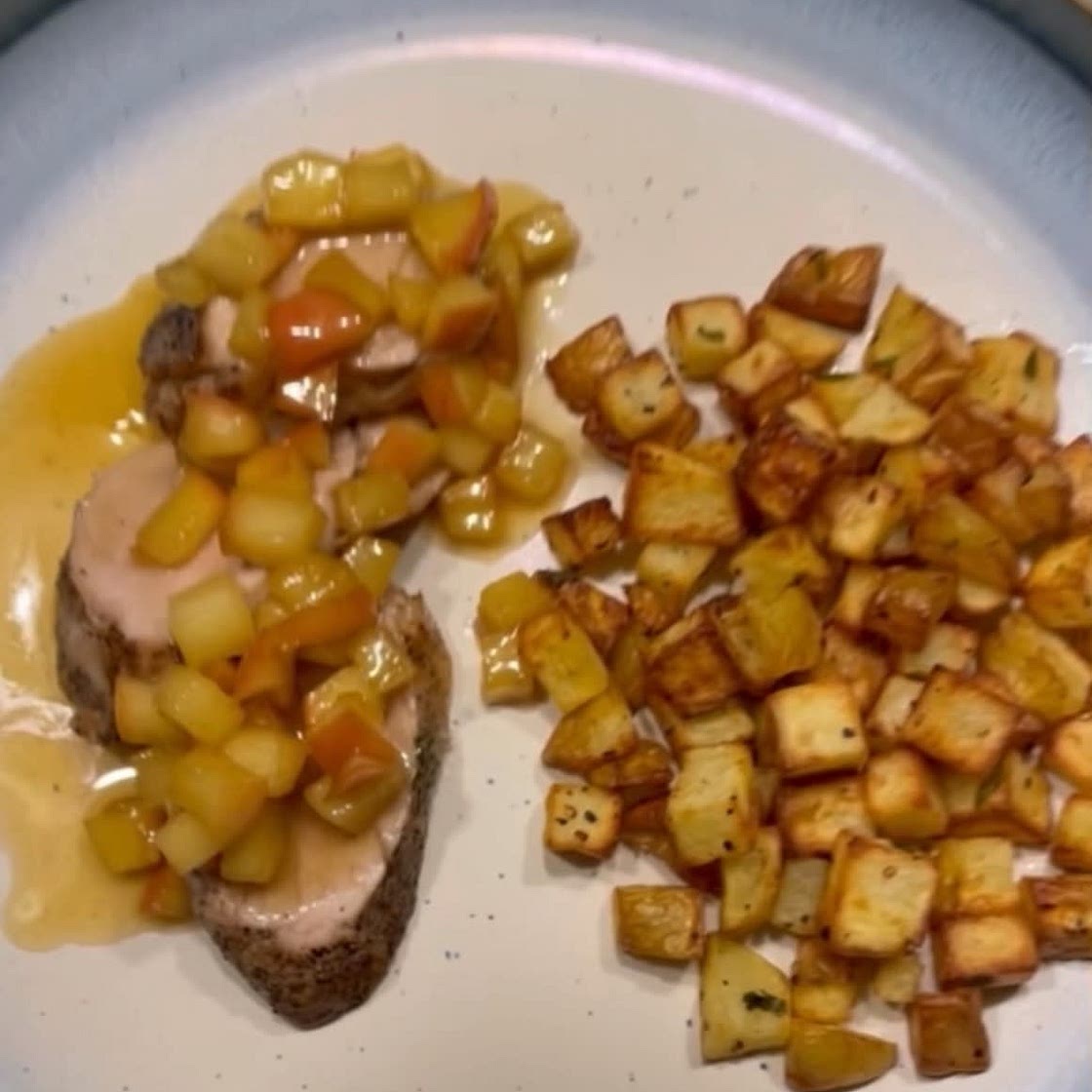 Apple Butter Sauce Pork loin 🍎