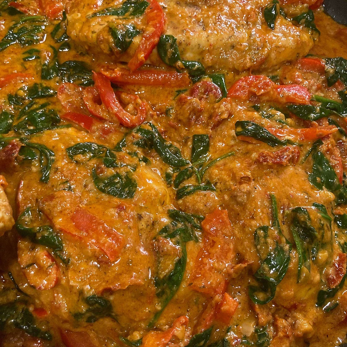 Tuscan Chicken in Creamy Sun Dried Tomato Sauce