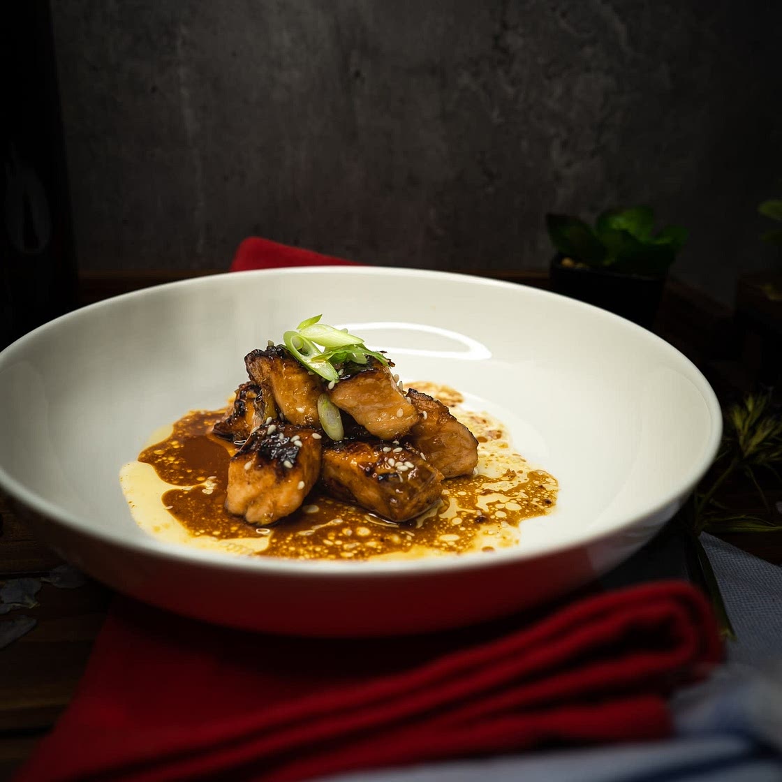 Soy Garlic Salmon Bites