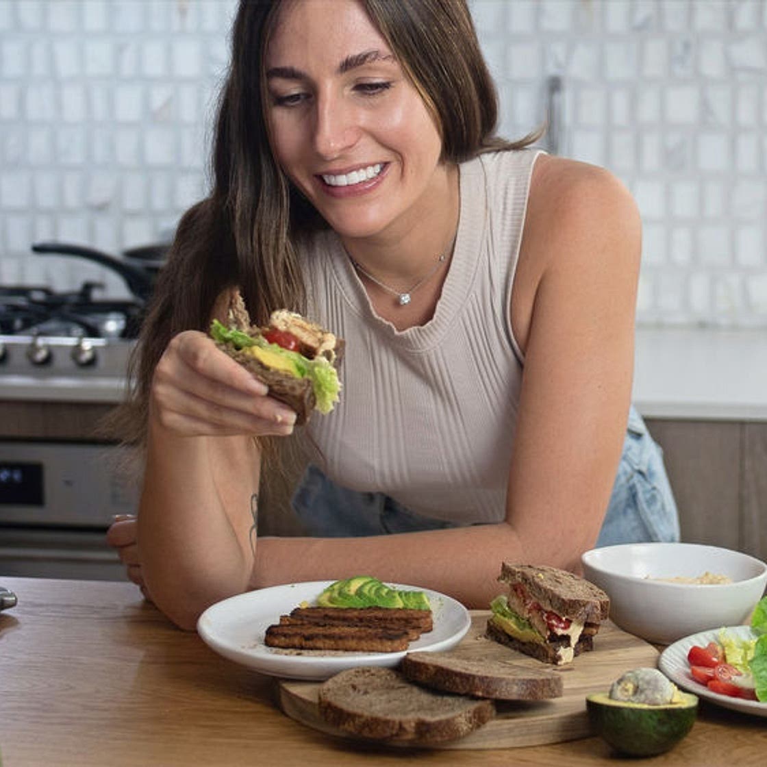 BLT SANDWICH WITH TEMPEH BACON