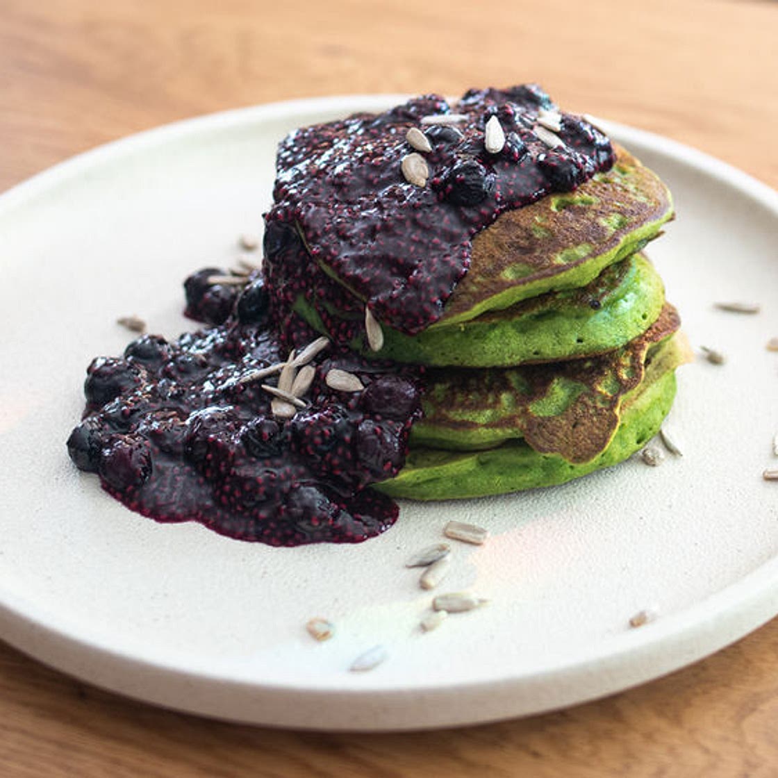 GREEN PANCAKES WITH BLUEBERRY SYRUP