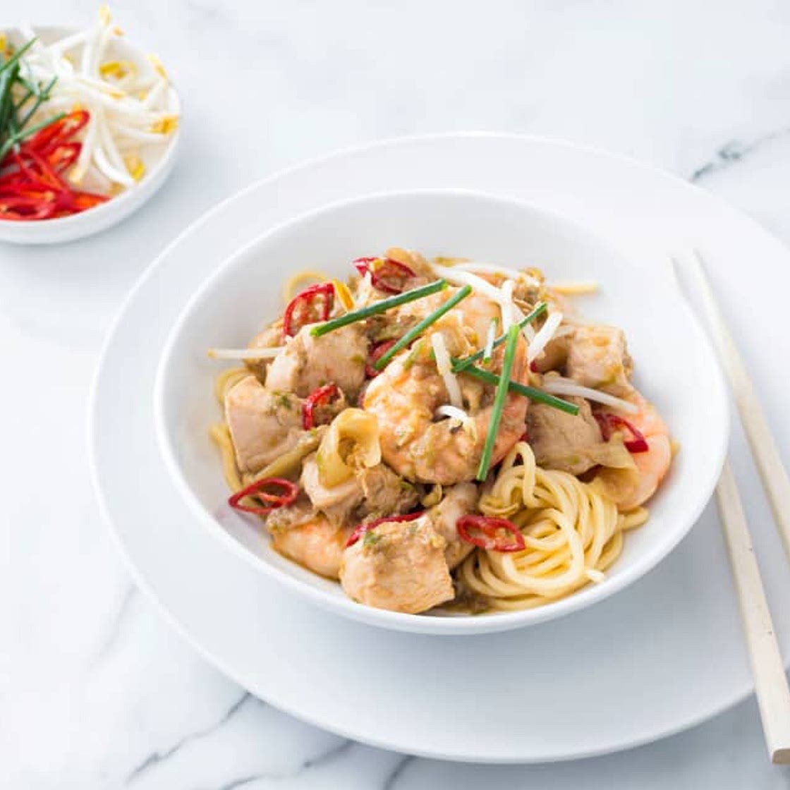 Chicken and prawn noodles
