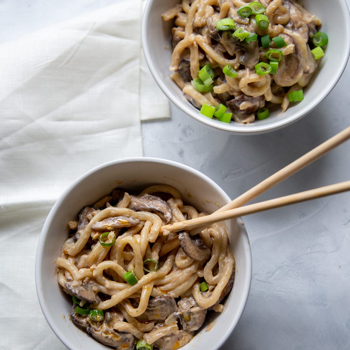 Creamy Mushroom Udon Noodles