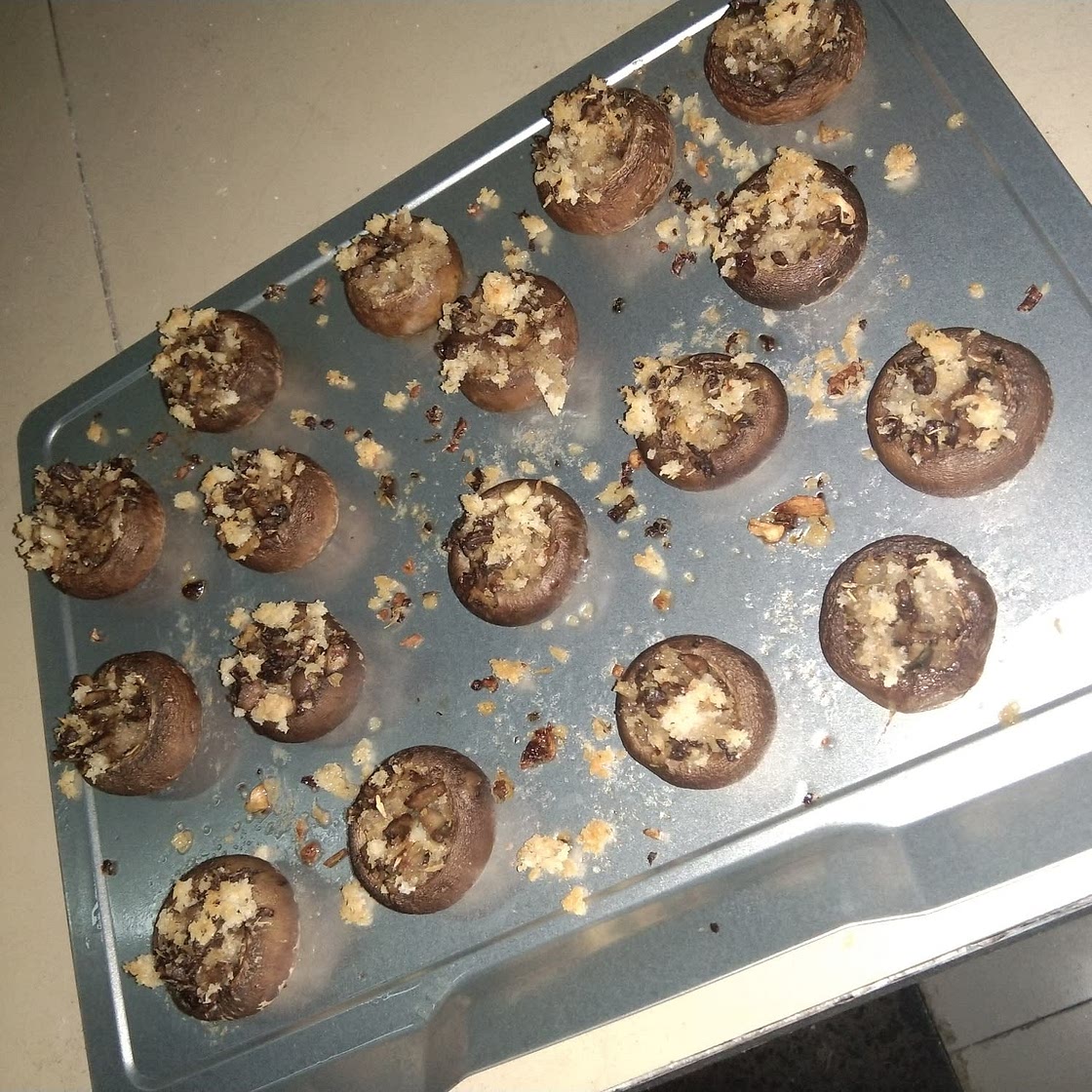 Vegetarian Garlic Stuffed Mushrooms