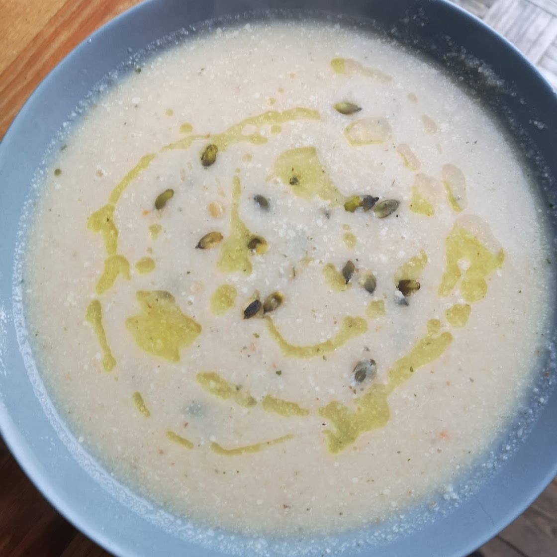 Roasted Cauliflower Soup