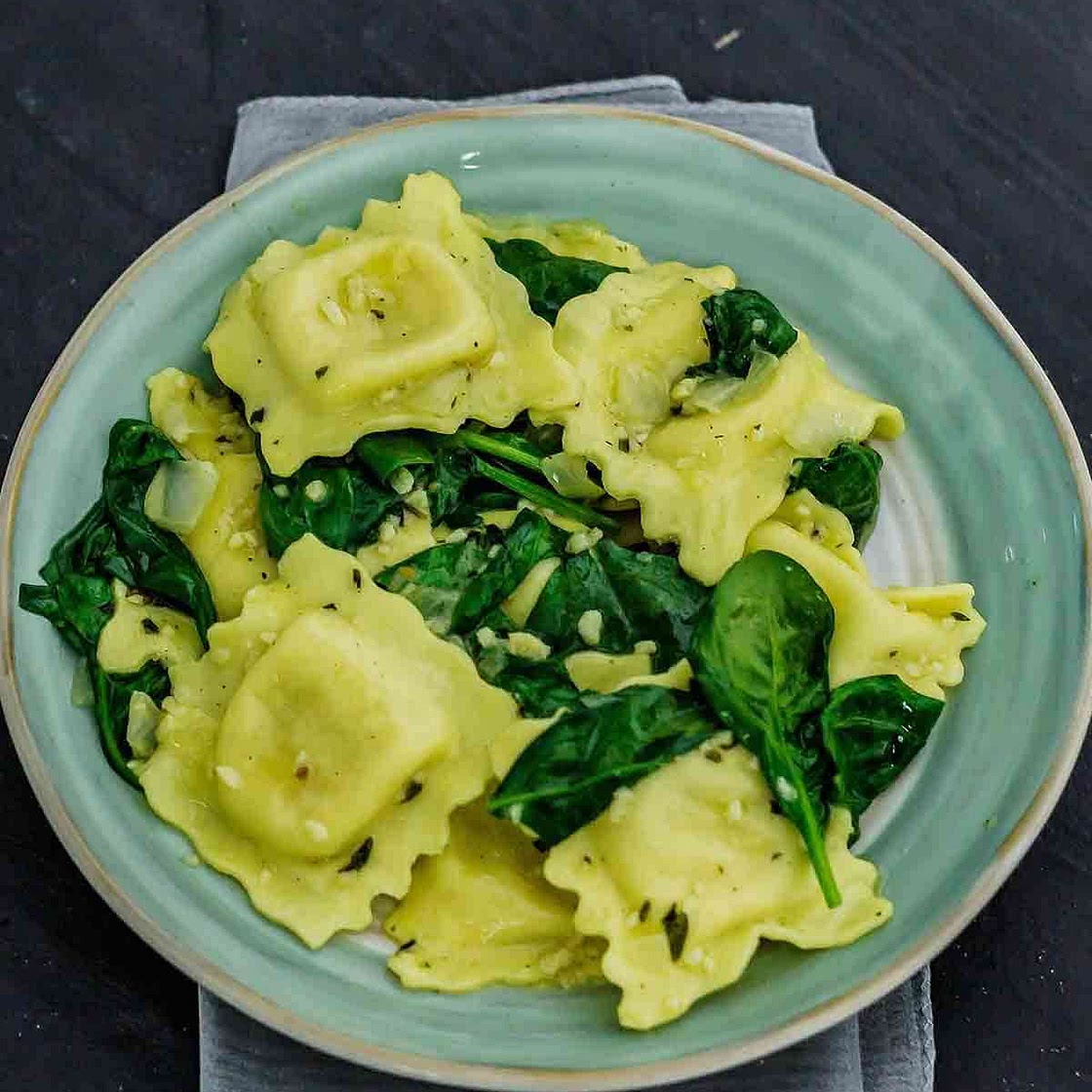 Garlic Butter Ravioli with Spinach Recipe