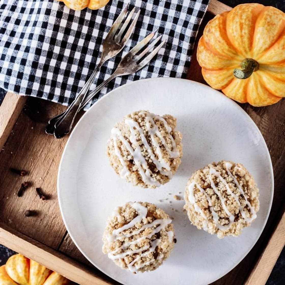 Saftige Kürbis-Muffins mit Streuseln