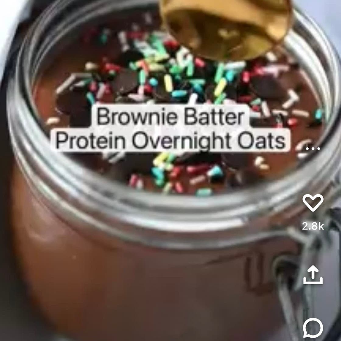 Brownie Batter Overnight Protein Oats