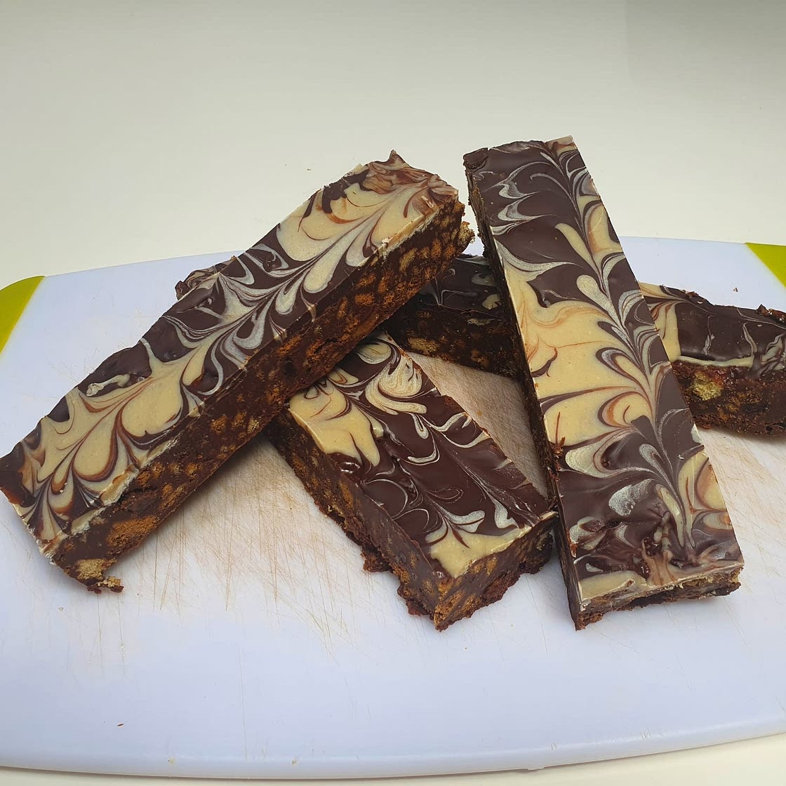 Chocolate, Strawberry & Biscoff Fridge Cake
