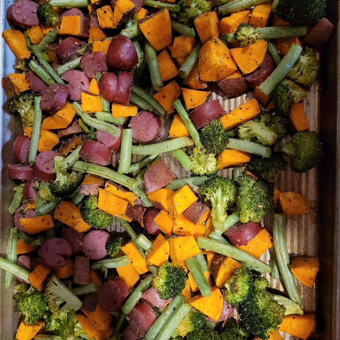 Healthy 20 Minute Sheet Pan Sausage and Veggies