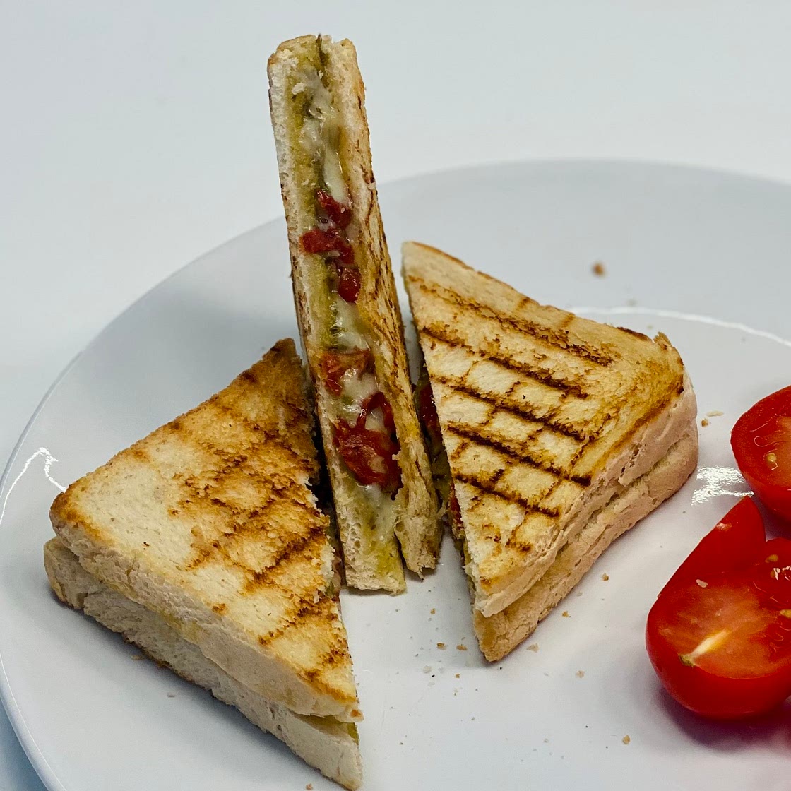 Pesto & Sun-dried Tomatoes Grilled Cheese