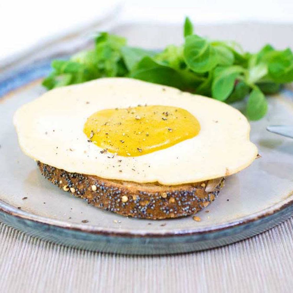 VEGAN FRIED EGG - SUPER EASY