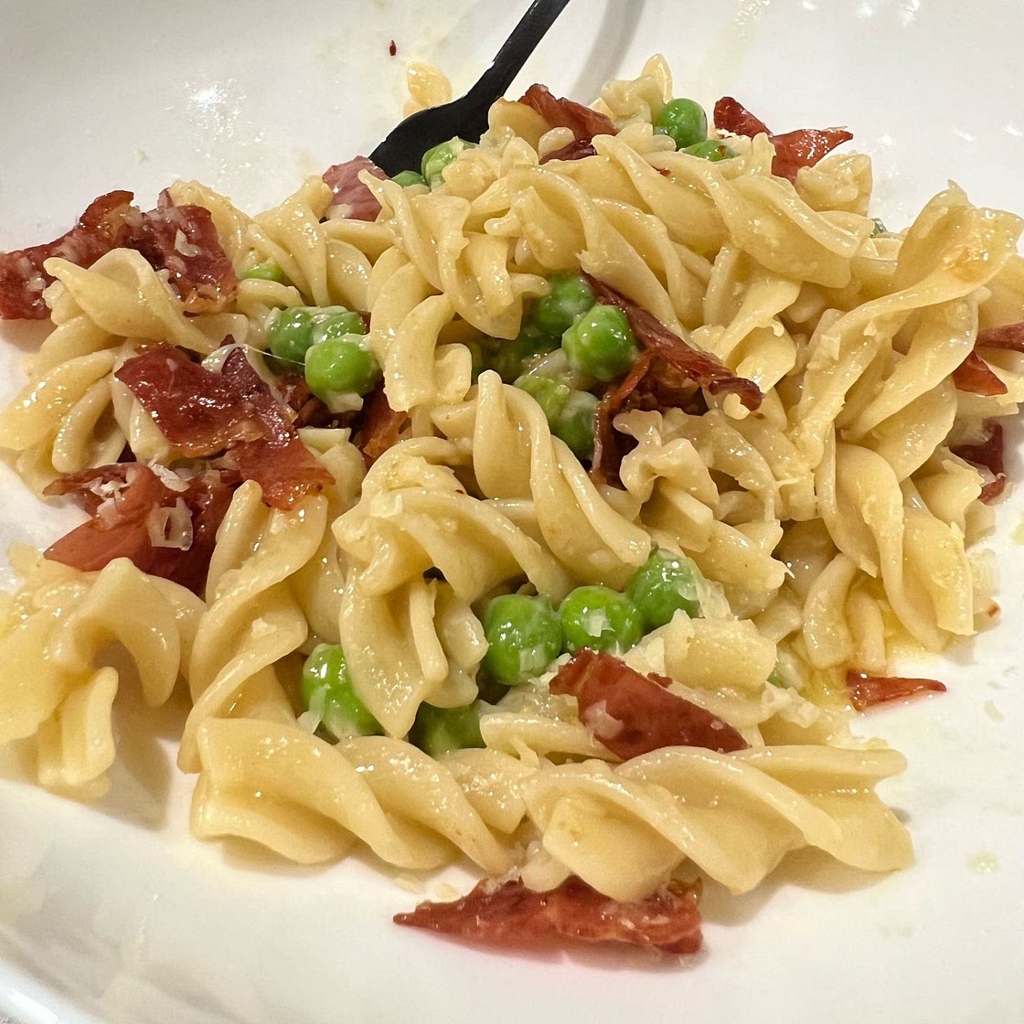 Aglio E Olio with Peas and Prosciutto