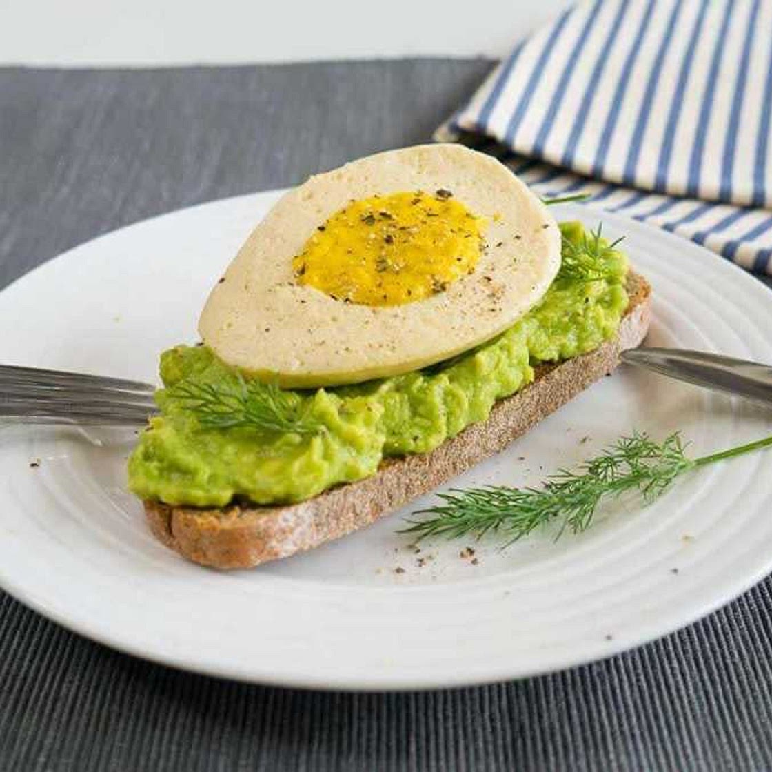 VEGAN BOILED EGG ON AVOCADO TOAST - PACKED WITH PROTEIN
