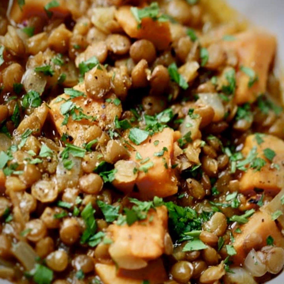 Colocasia with Lentils Stew