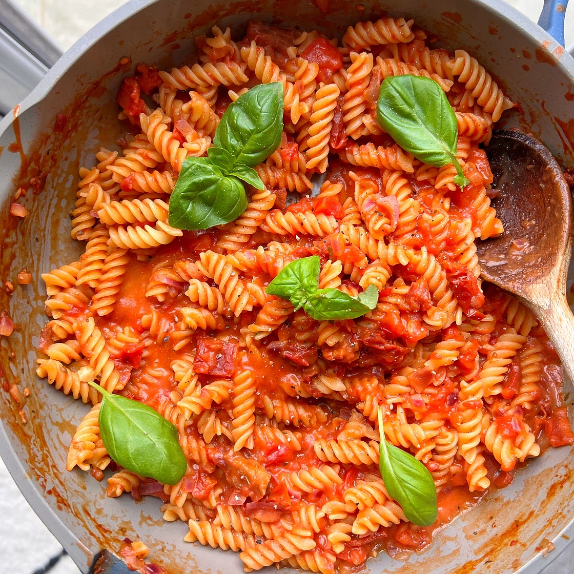 One-Pot Creamy Tomato Pasta
