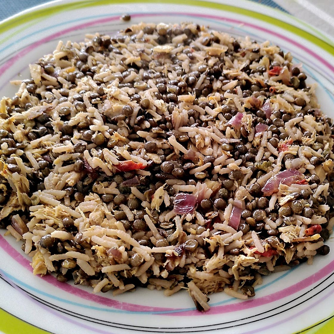Riz sauvage au maquereau et lentilles
