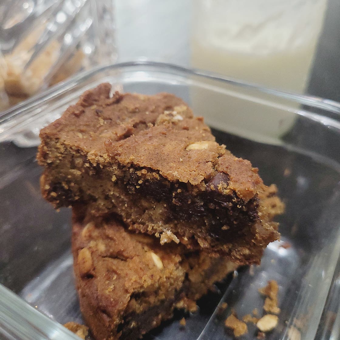 Chickpea Chocolate Chip Cookie Bar