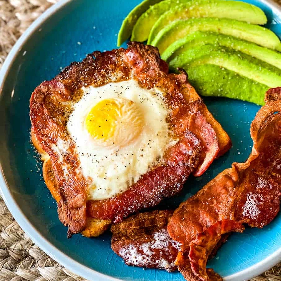 Air Fryer Breakfast Sandwich