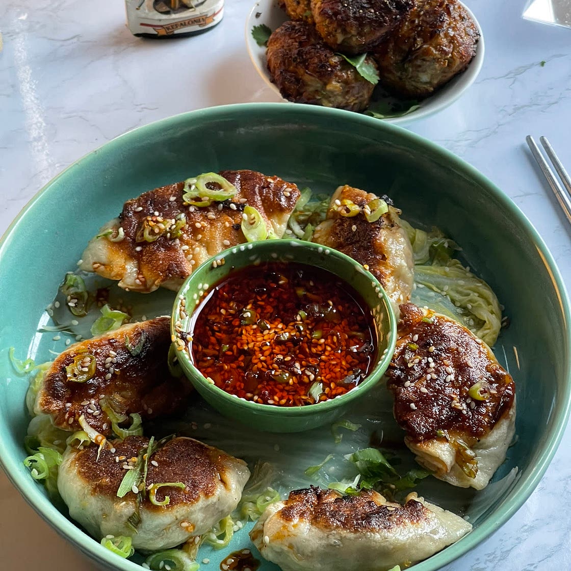 Garnished Crispy Dumplings