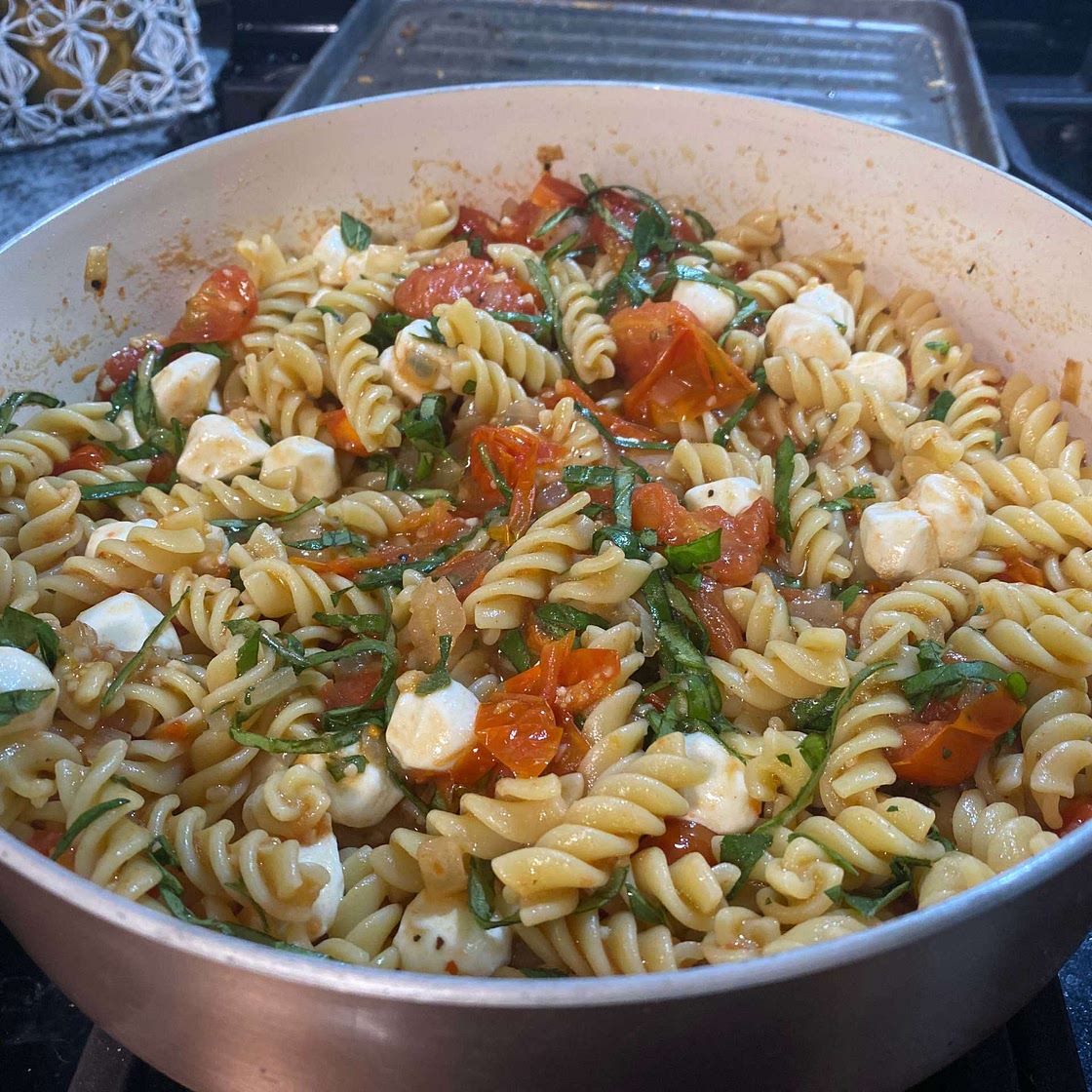 Caprese Pasta