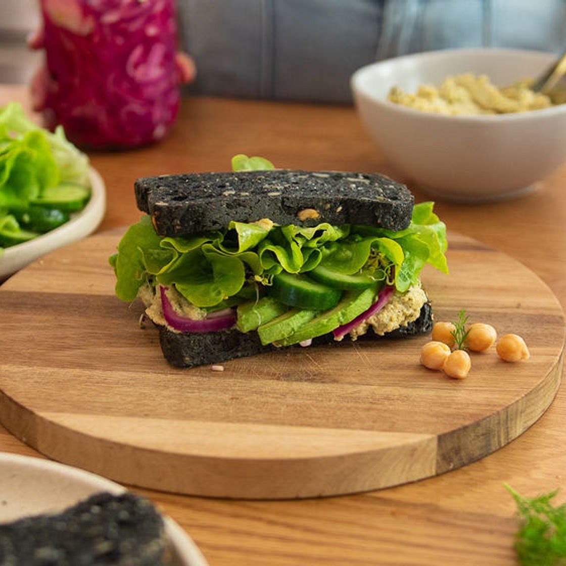CHICKPEA-TUNA SANDWICH