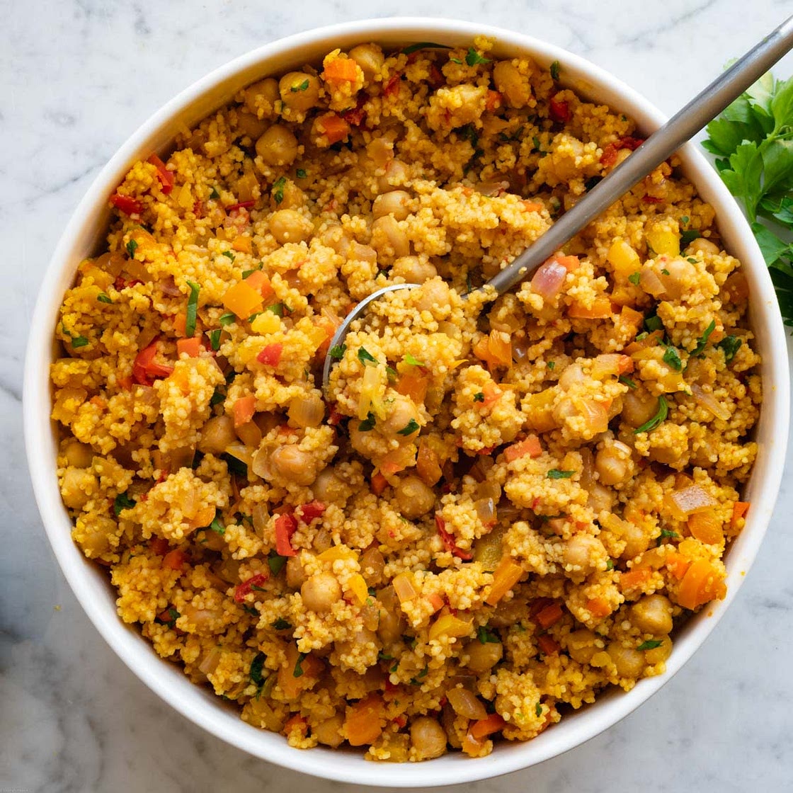 Easy One-Pot Moroccan Couscous with Chickpeas