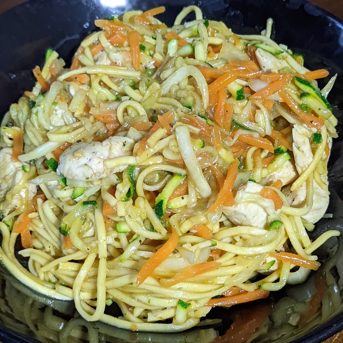 Easy 30 Minute Chicken Chow Mein