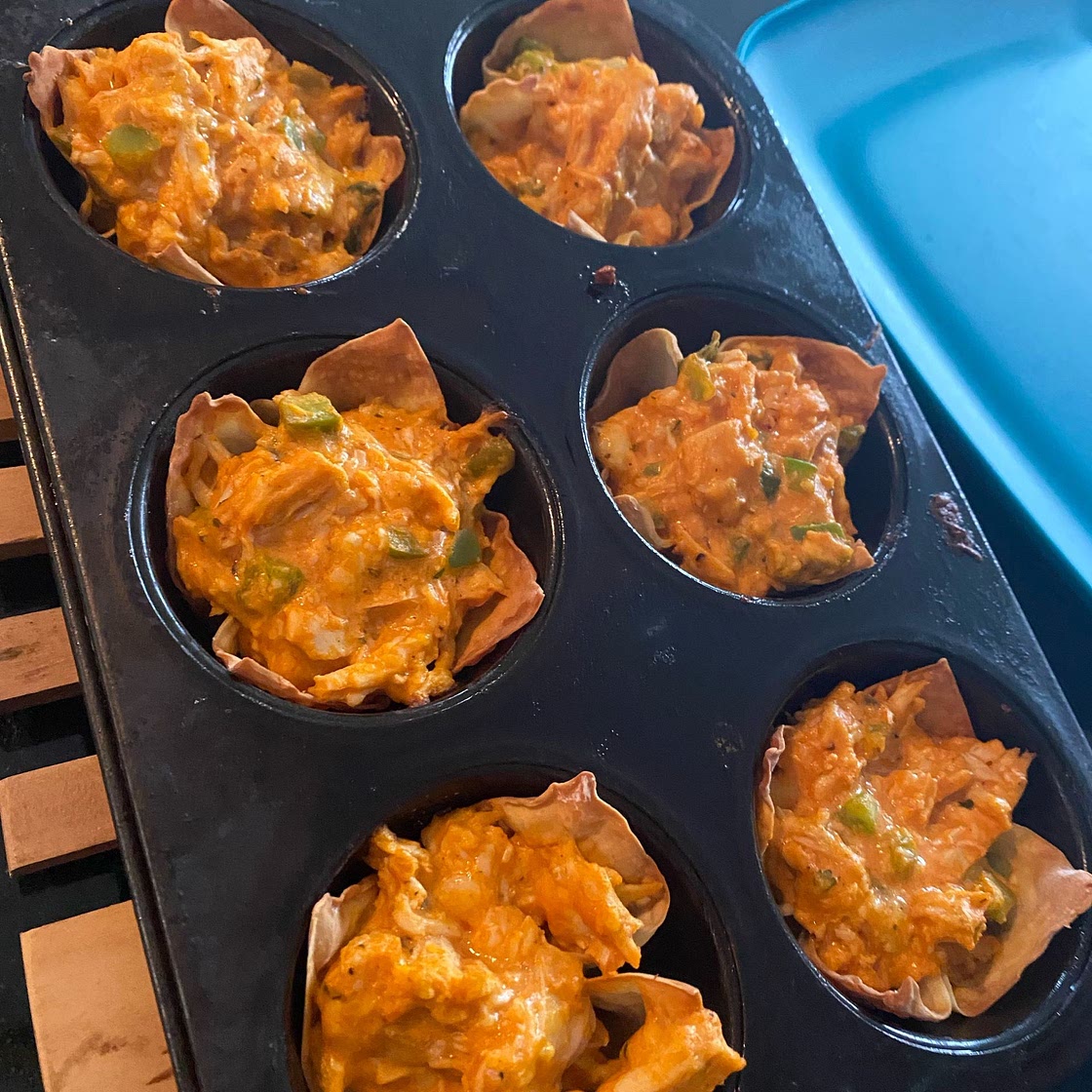 Buffalo Chicken Dip Wonton Cups