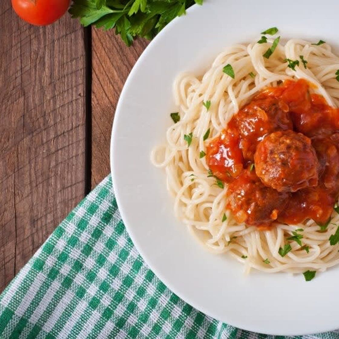 Spaghetti & Meatballs