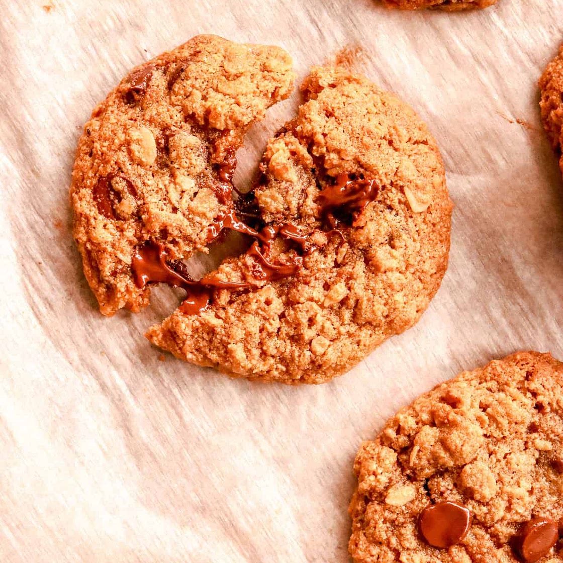 Gluten Free Oatmeal Chocolate Chip Cookies