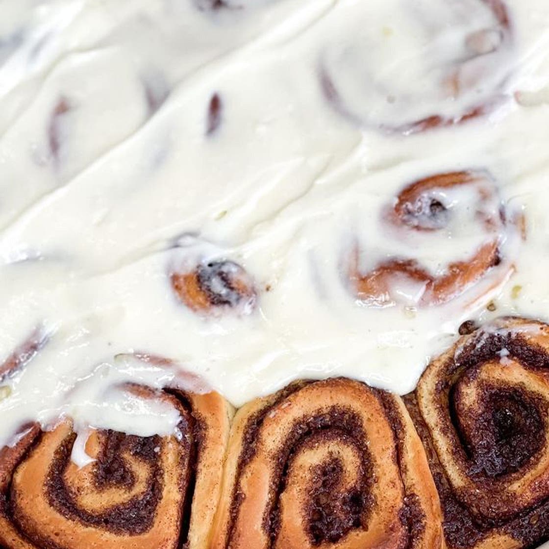 Cinnamon rolls with cream cheese frosting