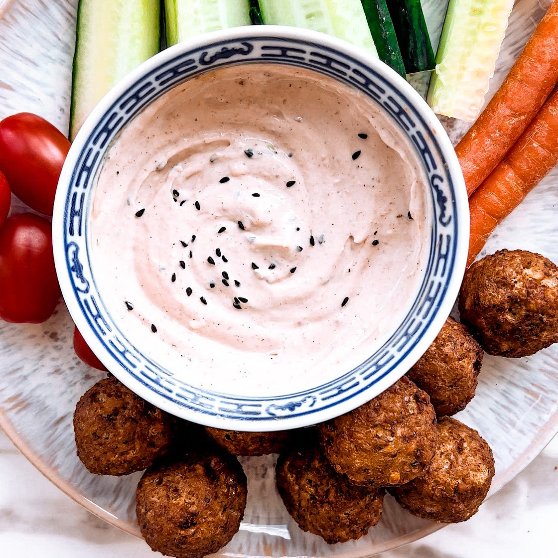 VEGGIE FALAFEL PLATTER
