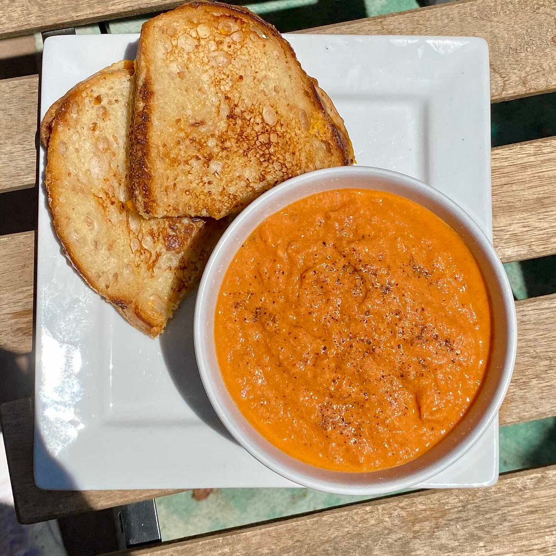 Vegan Creamy Tomato Soup
