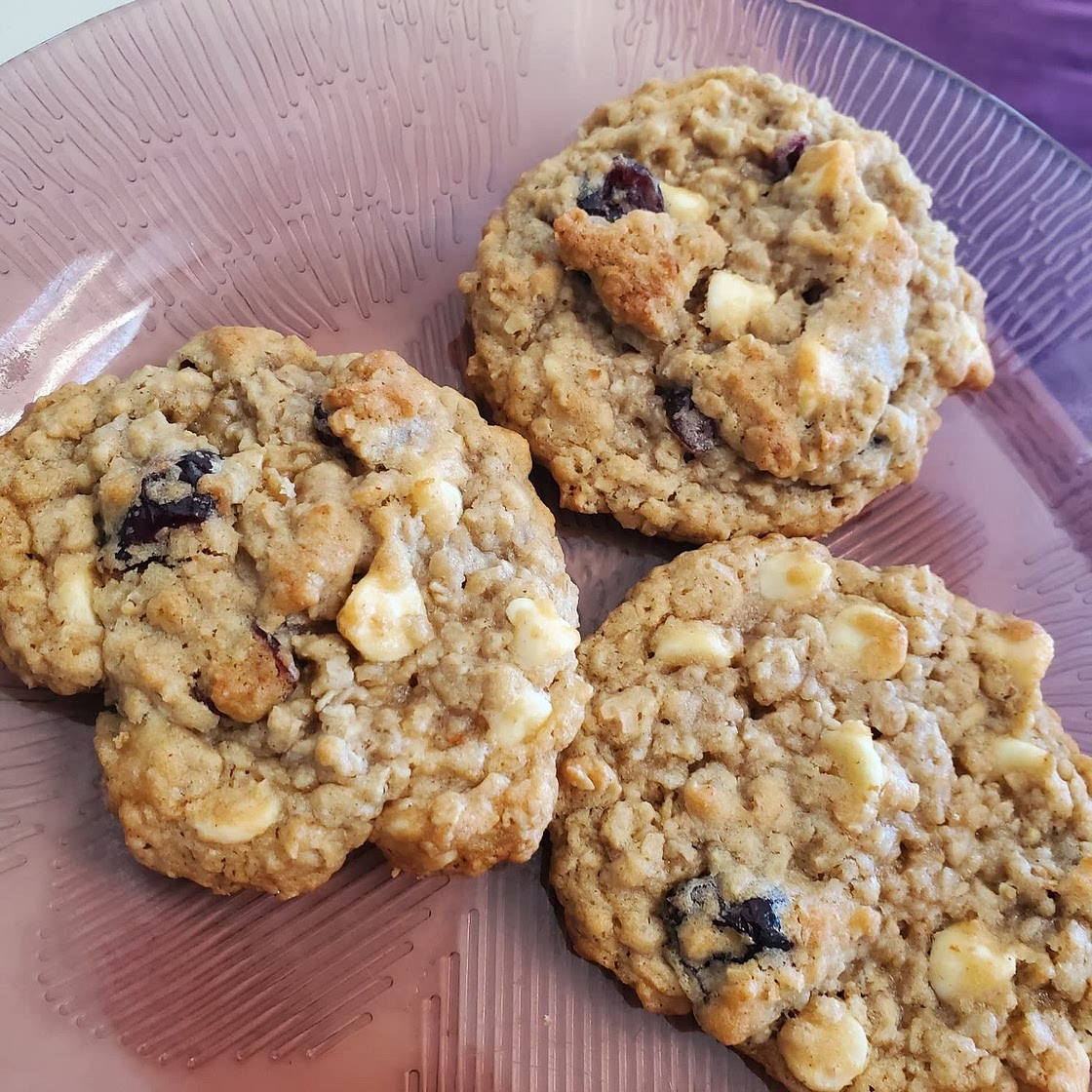 White Chocolate Cranberry Oatmeal Cookies